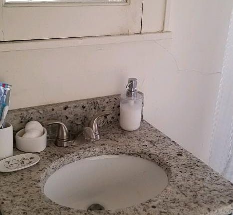 4th image of 1715 Lagoon Ave APT 8