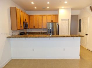 1302 SW 147th Ter, Pembroke Pines, FL 33027