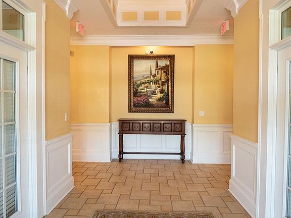 3rd image of 205 Torrington Blvd