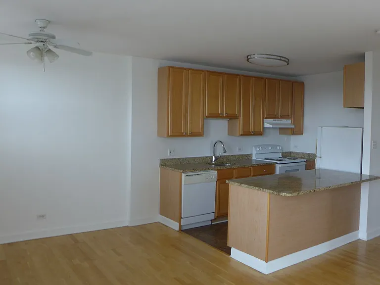 808-12 W Junior Terrace — Photo 74