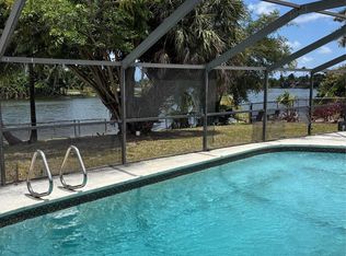 1621 NW 168th Ter, Miami Gardens, FL 33169