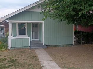 75 W Madison St, Huntington, OR 97907