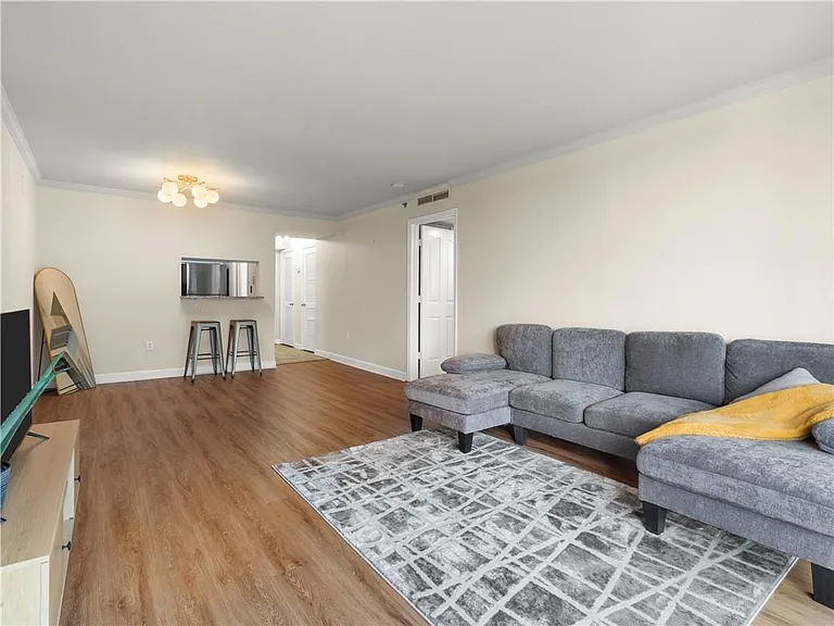 2870 Pharr Court South NW #907 — Photo 13