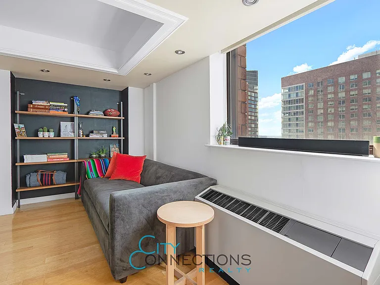 20 West St #26C — Photo 10