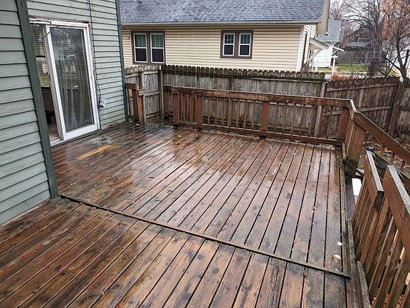 3rd image of 1604 N Church St