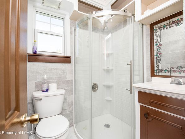 19 Swallow Rear St, Pittston, PA 18640