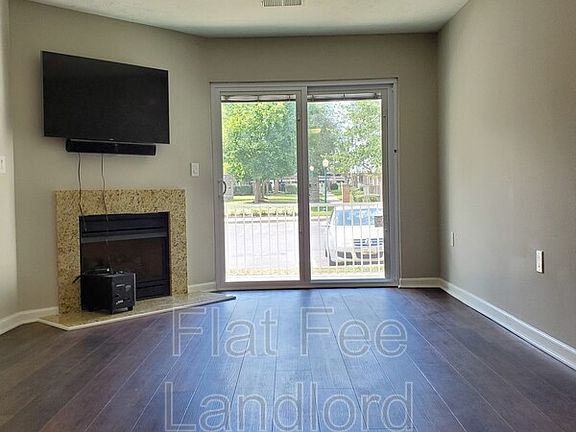4th image of 8931 Town Center Cir #6103