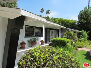 16215 Morrison St, Encino, CA 91436