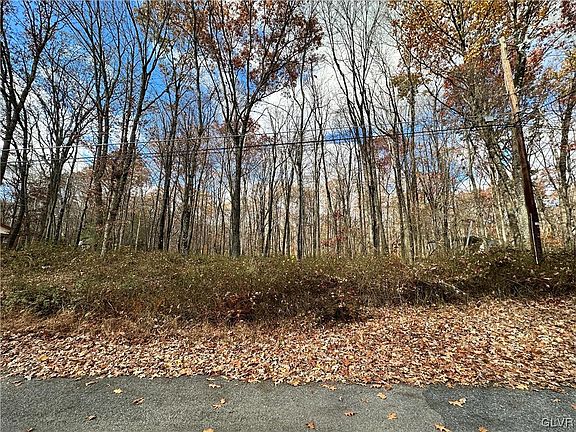 5th image of Chestnut Dr Lot W076