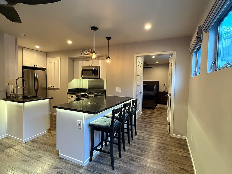 1623 Neptune Ave — Photo 9