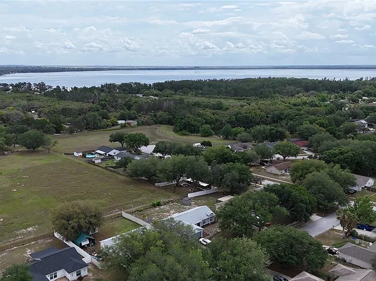 10748 Siena Dr — Photo 49
