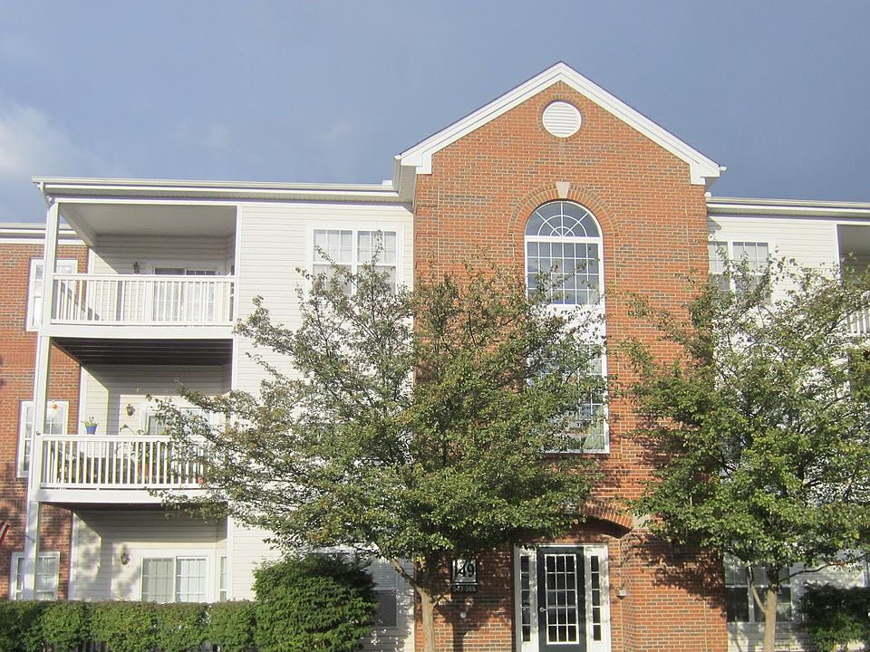 1st image of 149 Saddlebrook Ln Unit 563