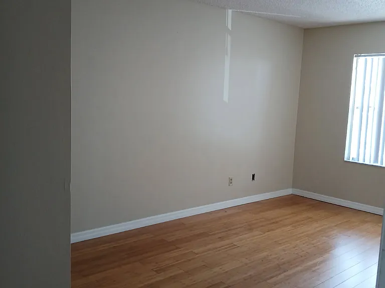 4240 Pershing Pointe Pl #4 — Photo 6