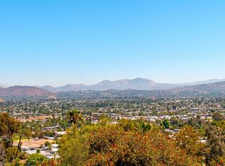 1221 Emerald Heights Rd, El Cajon, CA 92020