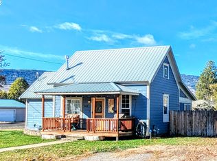 362 S 4th St, Union, OR 97883