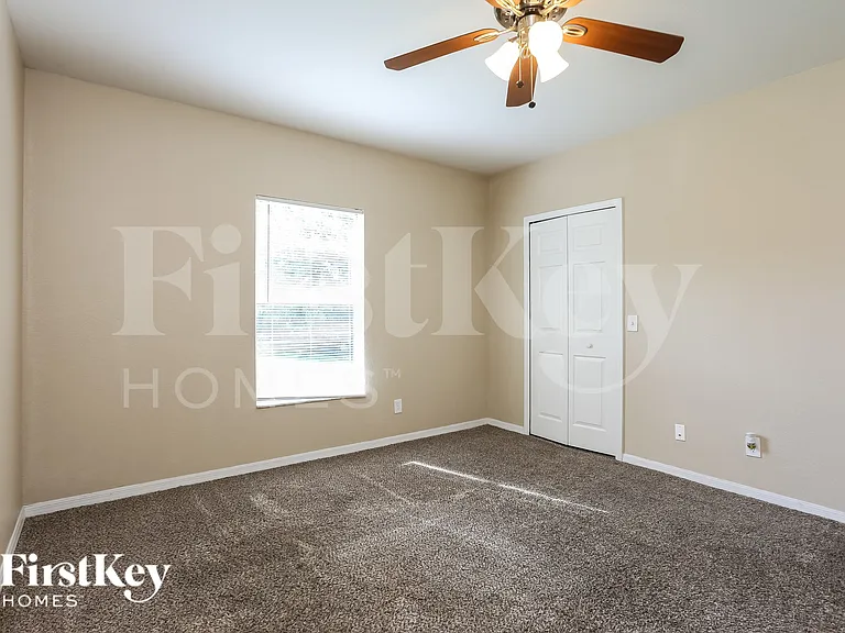 4220 S Cranberry Blvd — Photo 12