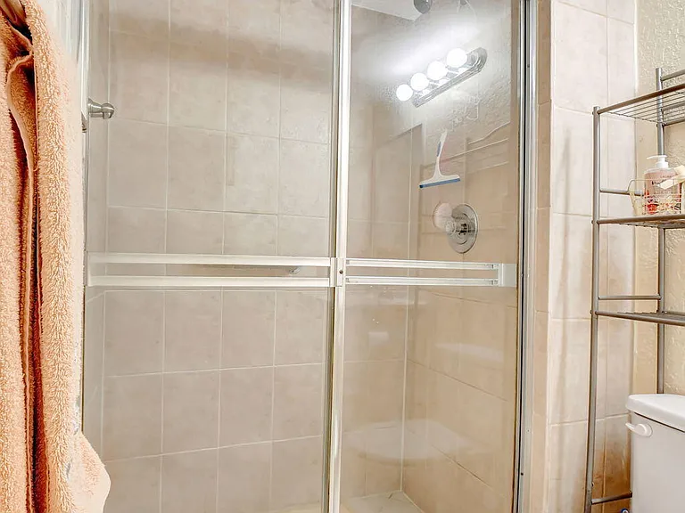 5715 Fairway Park Dr #201 — Photo 22