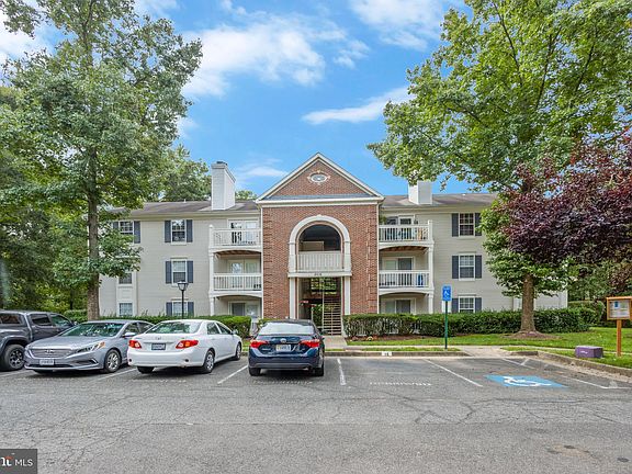 3rd image of 8616 Shadwell Dr Unit 65