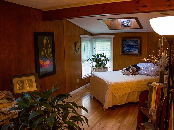 Larger Bedroom with skylight