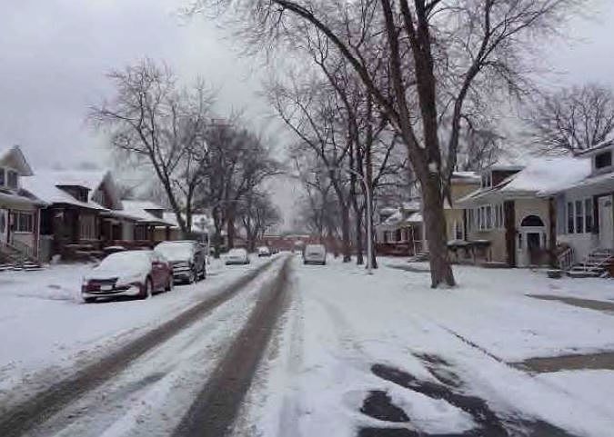2nd image of 8024 S Constance Ave