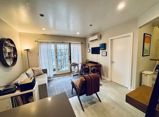 155 Newel St #4A, Brooklyn, NY 11222