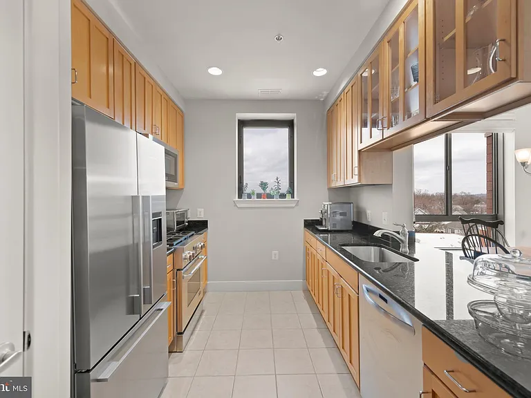 1200 N Hartford St #601 — Photo 5