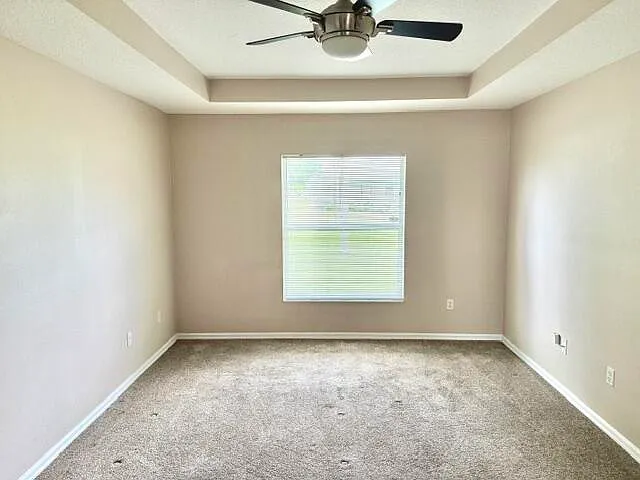 530 SW Butler Ave — Photo 13