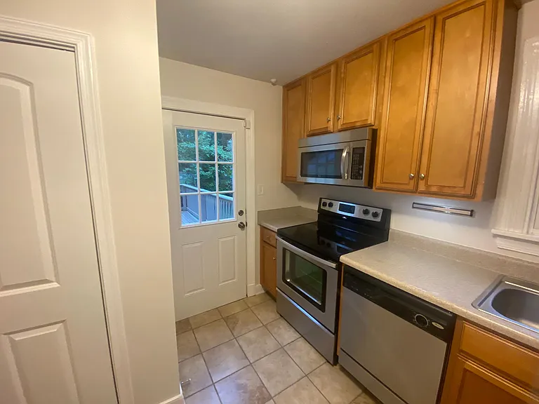2802 Overton Rd — Photo 8