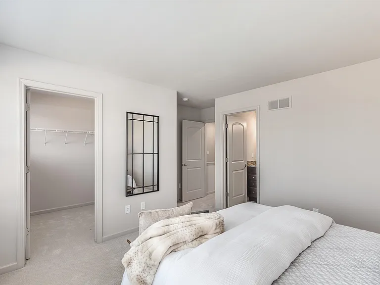 3032 Hydrangea Ln — Photo 24