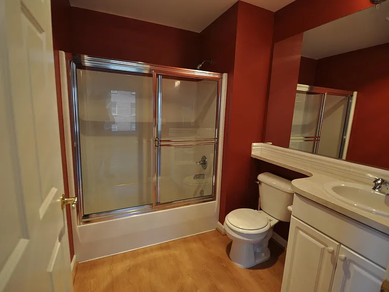 1417 Queen Anne Ave N #305 — Photo 17