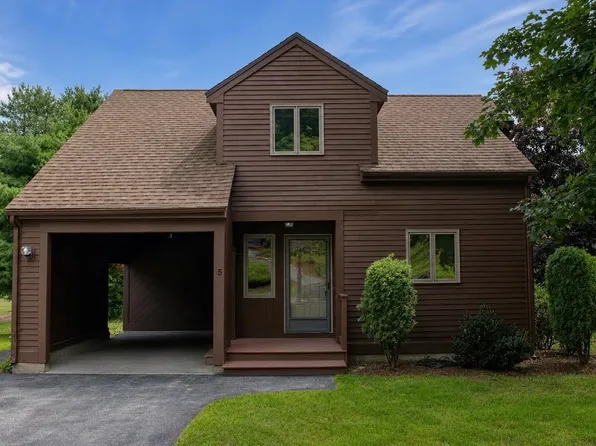 5 Cornwall Ln, Nashua, NH 03063