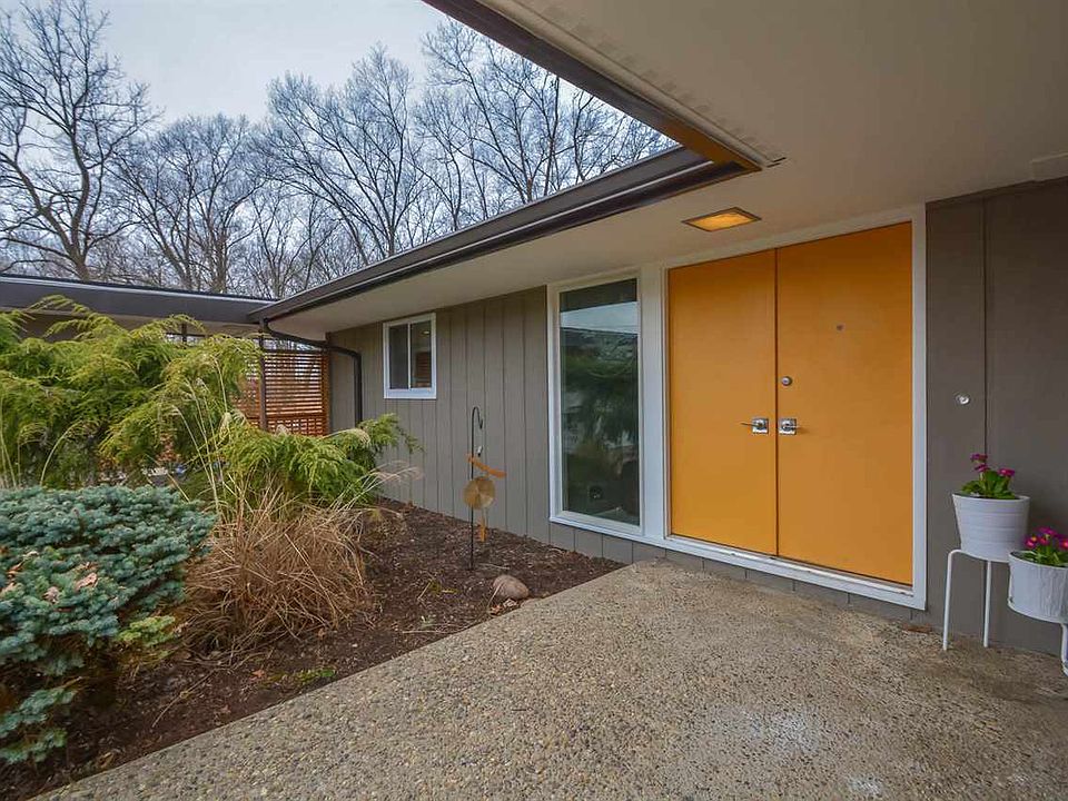 Mid-Century Modern Ranch