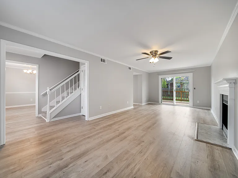 344 N Birchwood Dr — Photo 8