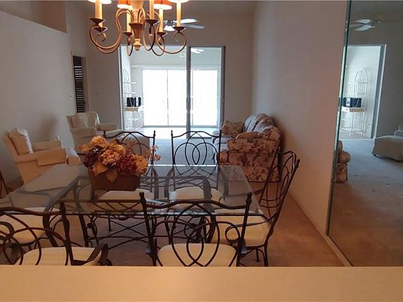 5th image of 5791 Greenwood Cir #122