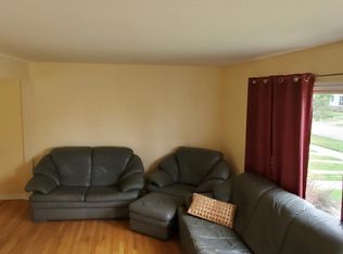 29425 Hathaway St, Livonia, MI 48150