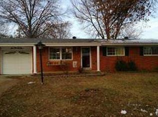 691 Southshire Dr, Saint Louis, MO