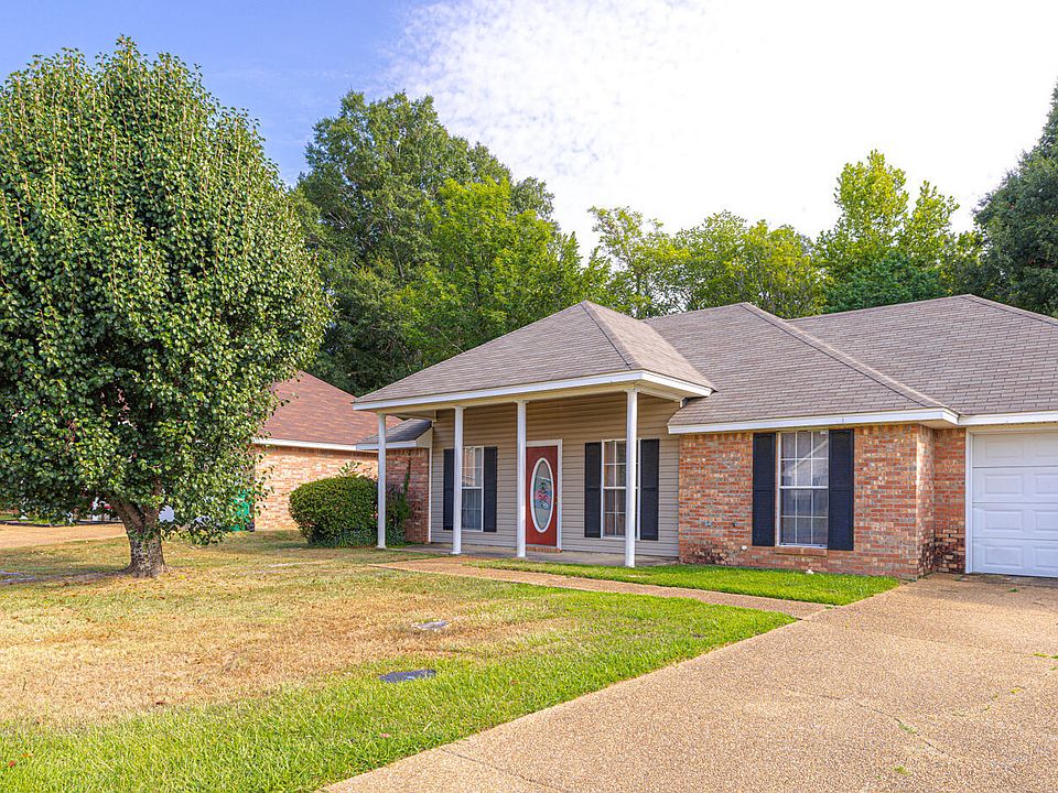 1st image of 4424 Blake Cir