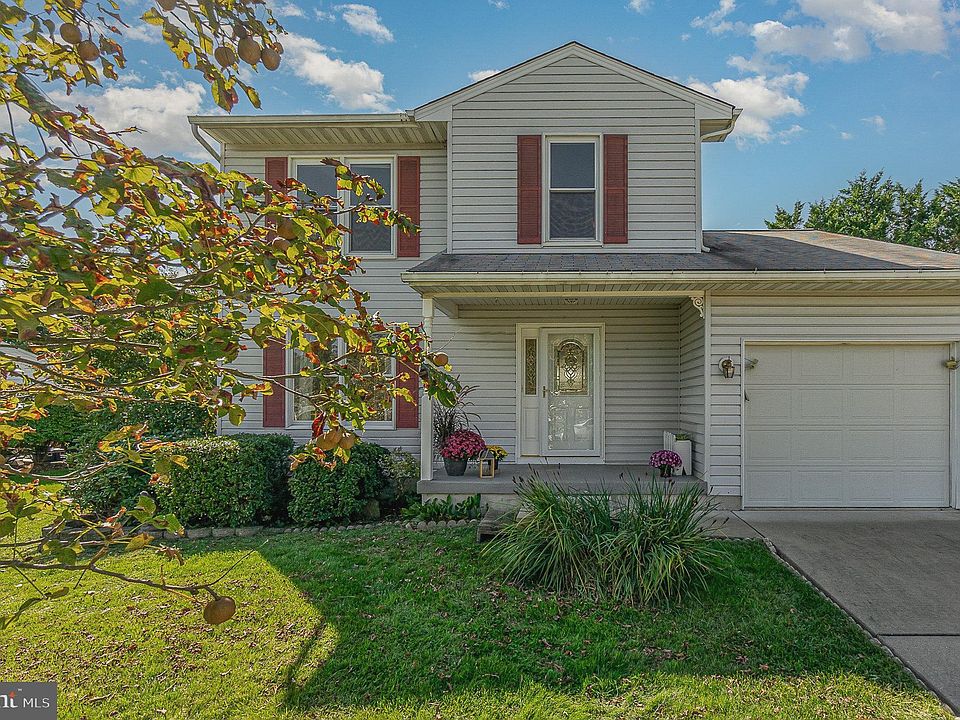 1st image of 505 Old Stone Pl