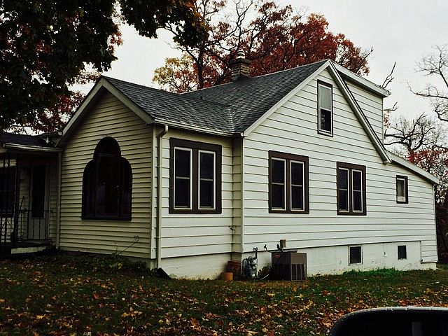 2nd image of 2017 Prospect Ave