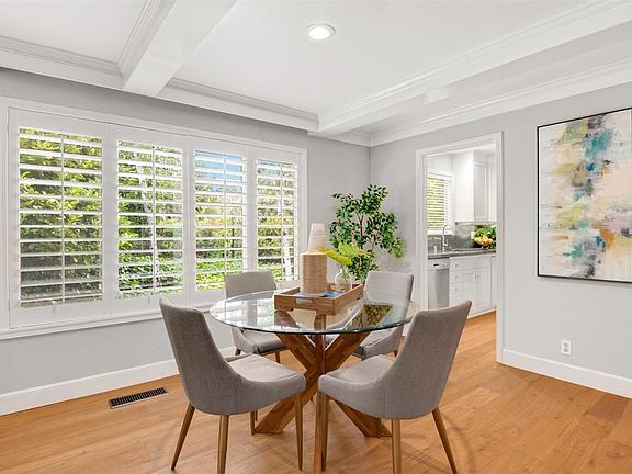 5th image of 600 Pennsylvania Ave Unit 4