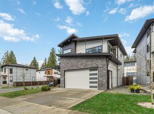 36689 Dianne Brook Ave, Abbotsford, BC V3G0H4