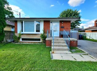5 Cora Cres #9, Toronto, ON M1P 4M5