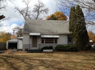 1861 Hazelwood St N, Maplewood, MN 55109