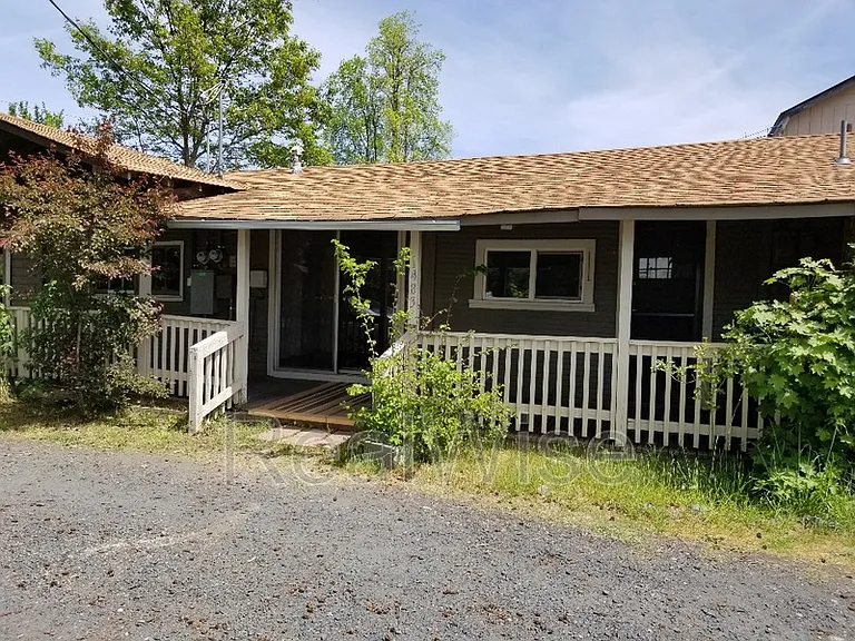 1483 Fruitdale Dr — Photo 1