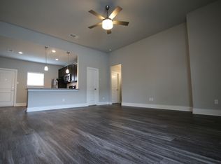 205 Stewart Bend Ct, Azle, TX 76020