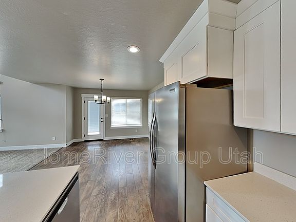 5th image of 4029 W 1850 N
