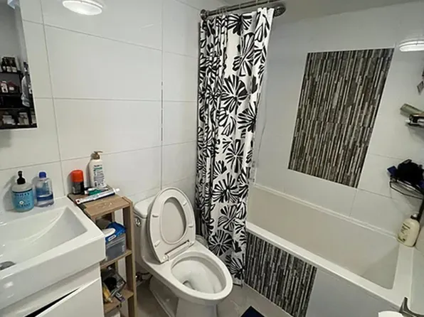 509 Dean Street image 9 of 13