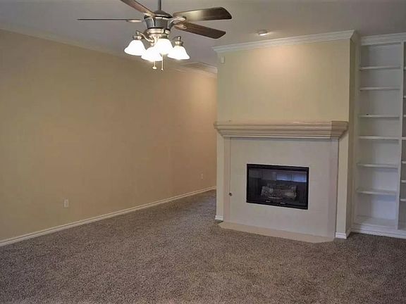 2nd image of 11325 NW 121st Pl