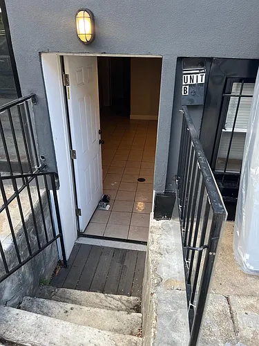 844 N Eutaw St #B Photo 1