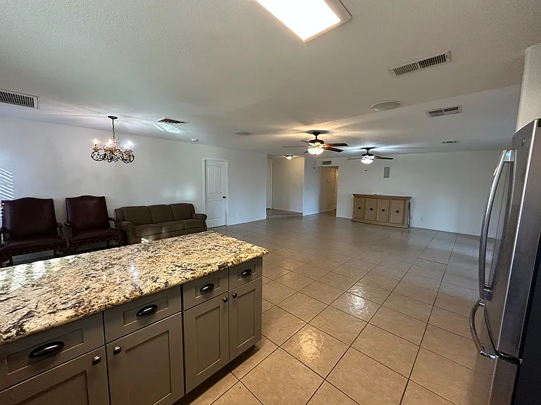 2933 W Muriel Dr — Photo 31